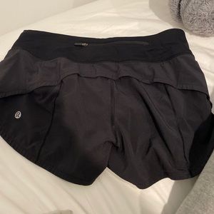 Black lululemon speed up short
